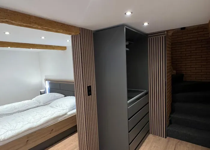 Fichtelrooms بيت للعطل